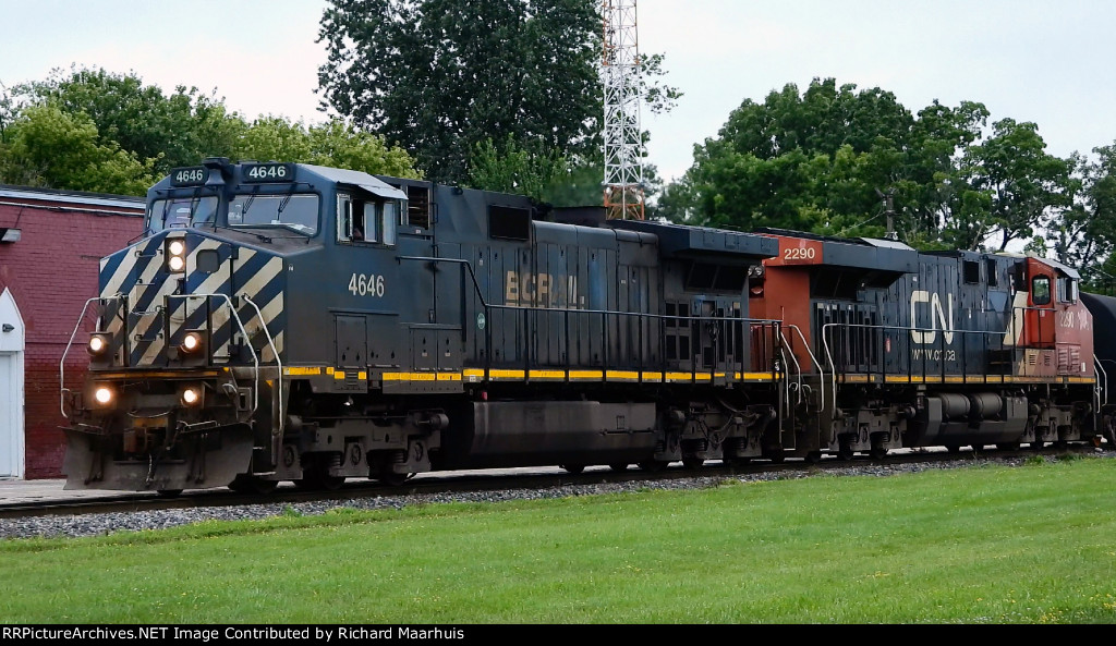 BC Rail 4646 CN 2290